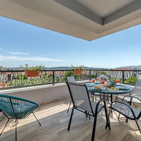 With Parking Space - 23860 Daire